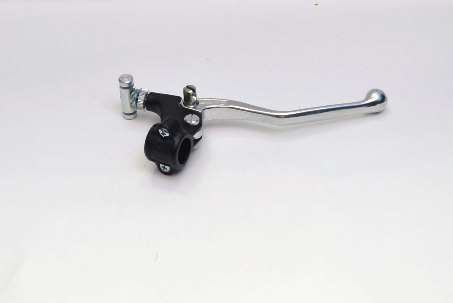 Twin pull outlet brake lever